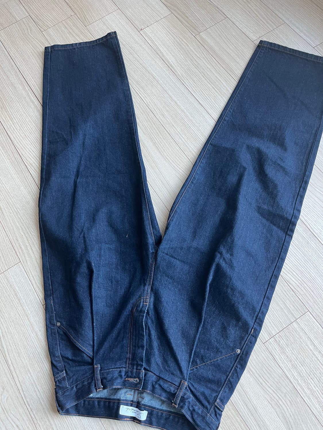 비슬로우 투턱 와이드 데님 30사이즈 상품이미지2