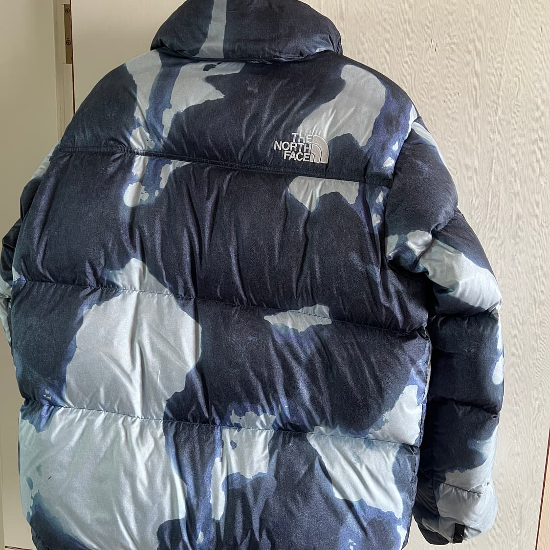 XL 슈프림 X  노스페이스 블리치드 눕시 패딩  상품이미지5