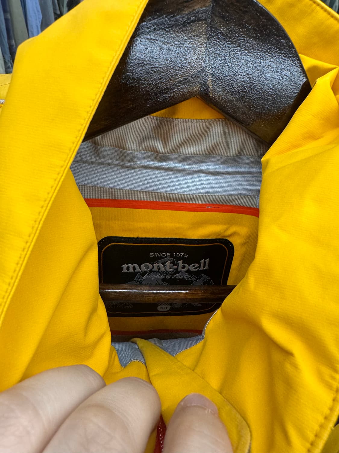 몽벨 고어텍스 90 사이즈  상품이미지2
