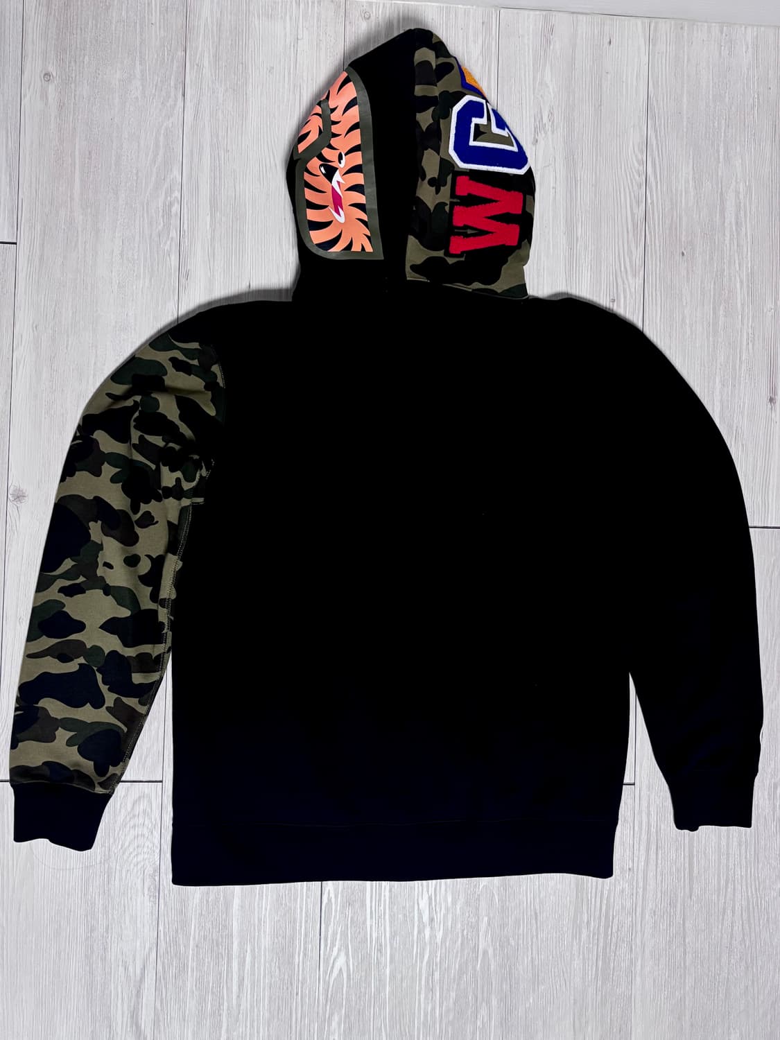 [정품] 베이프 샤크 녹계 후드집업 XL 상품이미지3