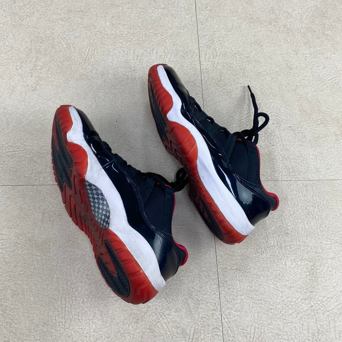 나이키 조던 11 레트로 로우 브레드 (270mm) 상품이미지6