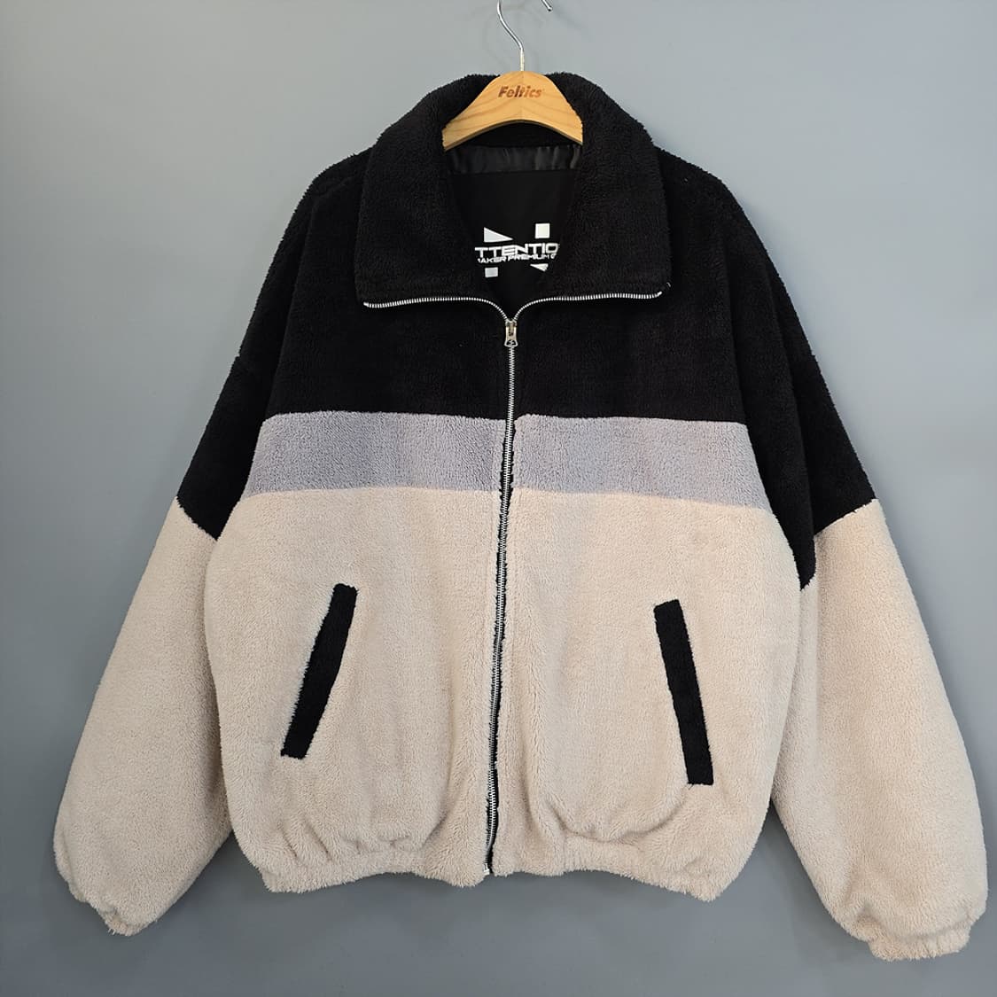 어텐션(ATTENTION) 배색 플리스 집업 자켓 FREE 상품이미지1