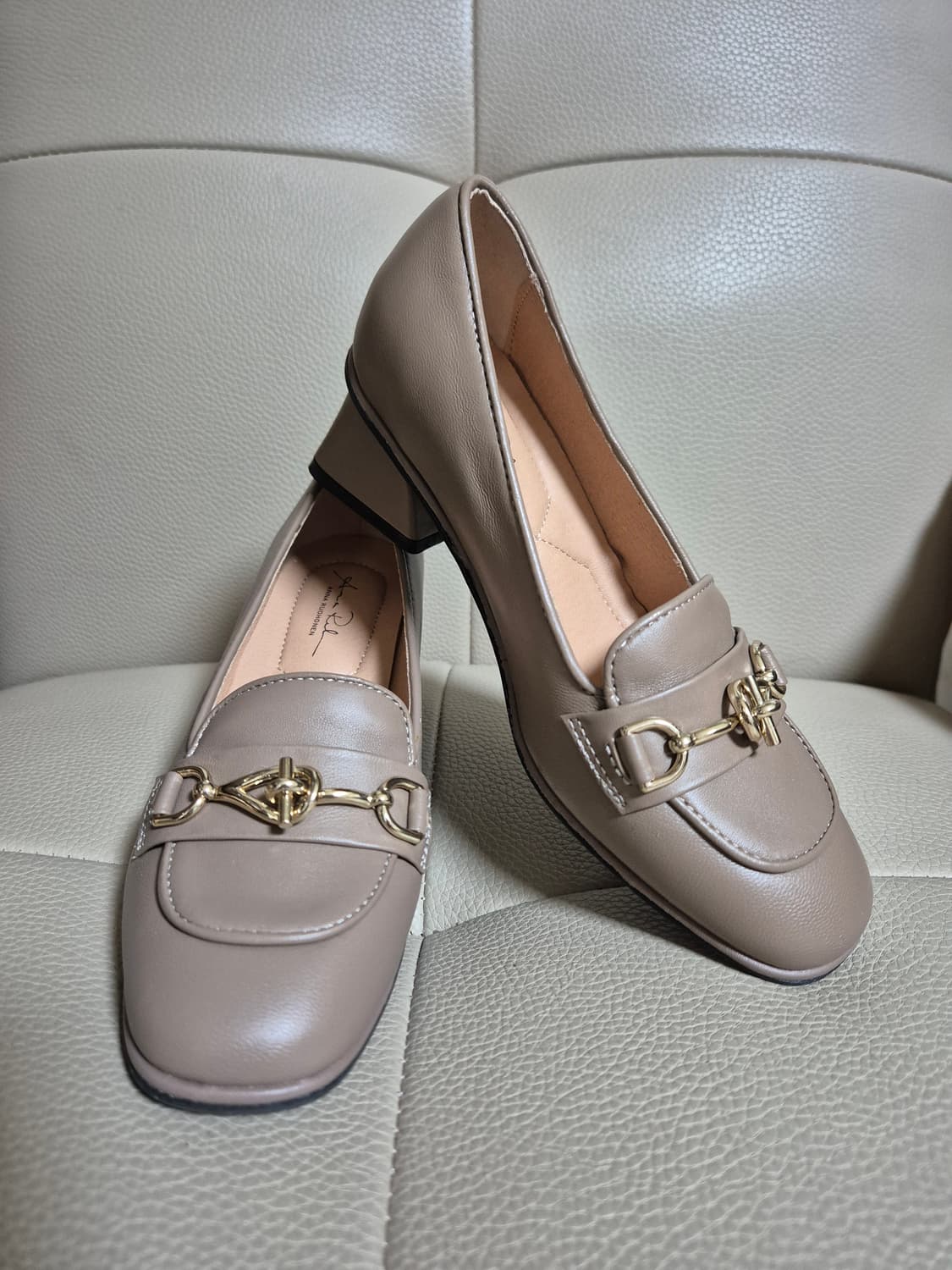 안나루호넨 홀스빗 로퍼 상품이미지1