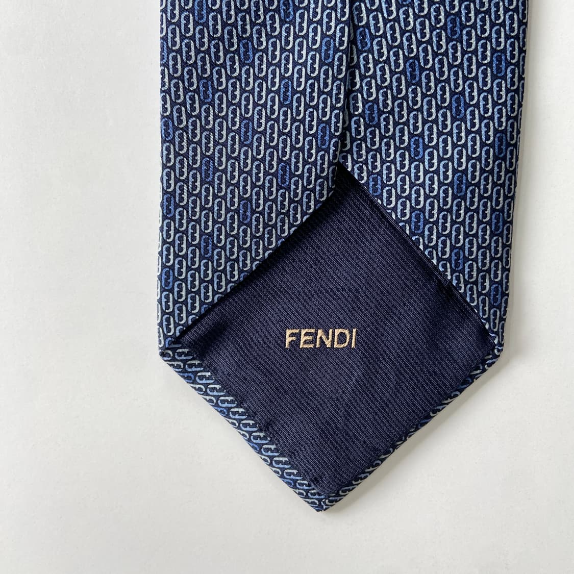 펜디 (FENDI) 모노그램 명품 정품 넥타이 상품이미지6