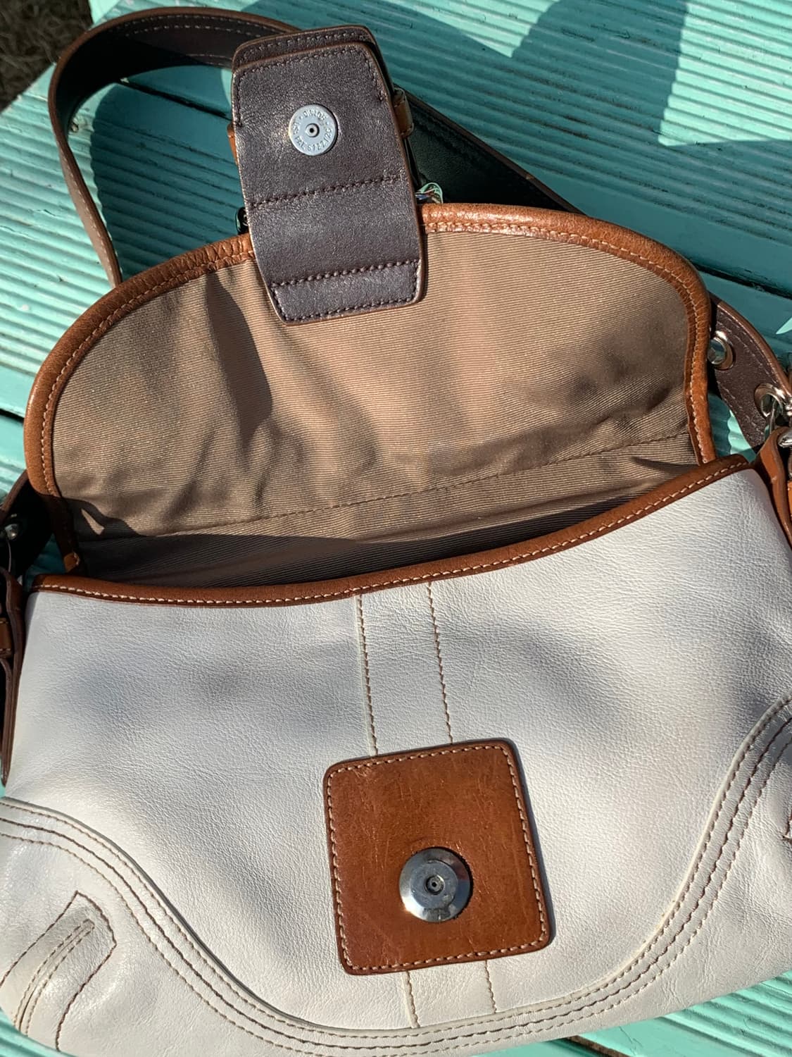 🤍 👜 Coach 화이트&카멜 레더 소호 숄더백 상품이미지6