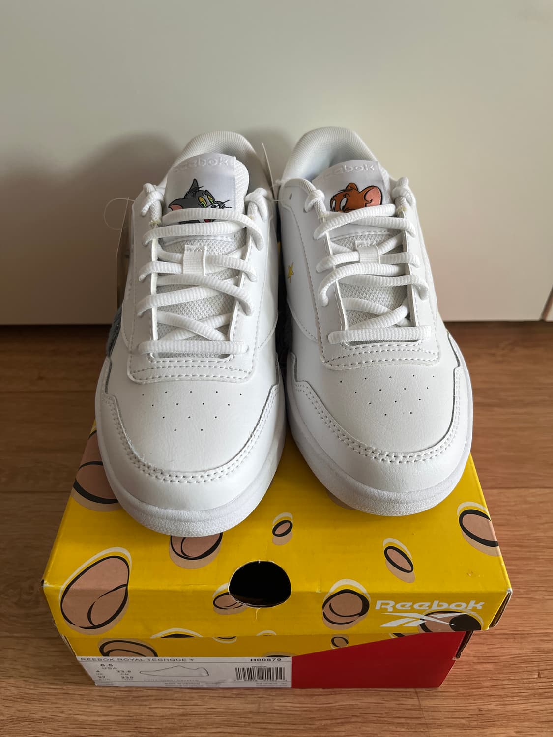 [미사용] 리복 톰과제리 운동화 흰색 (소장가치!!) 상품이미지1