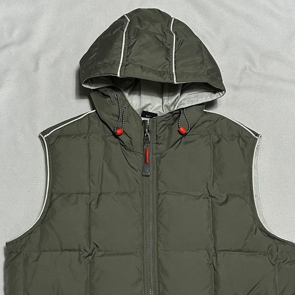 L 나이키 덕다운 카키 후드 패딩 베스트 상품이미지1