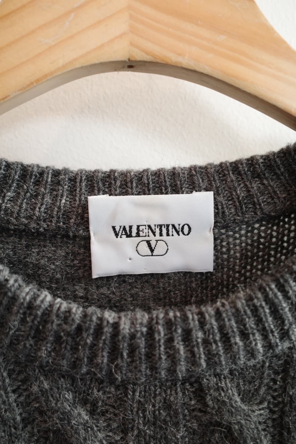 VALENTINO 발렌티노 자수 울 니트 (MADE IN ITALY) 상품이미지3