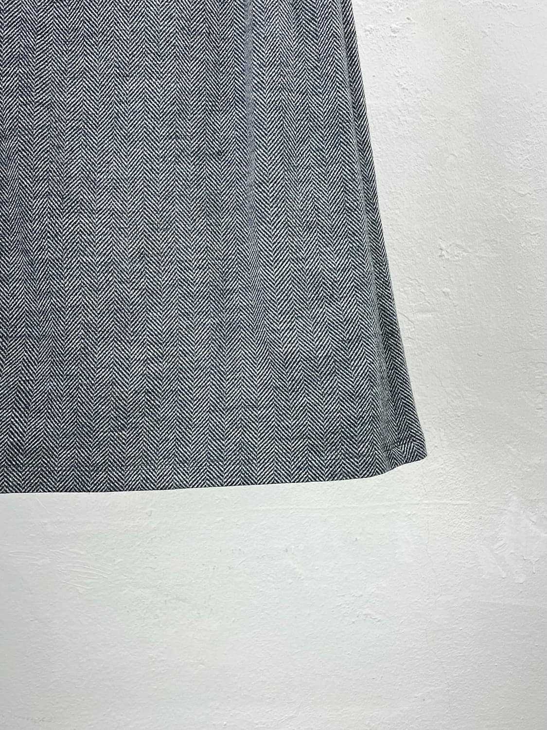 살바토레 페라가모 그레이 펜슬 울 니트 미디 스커트 상품이미지5