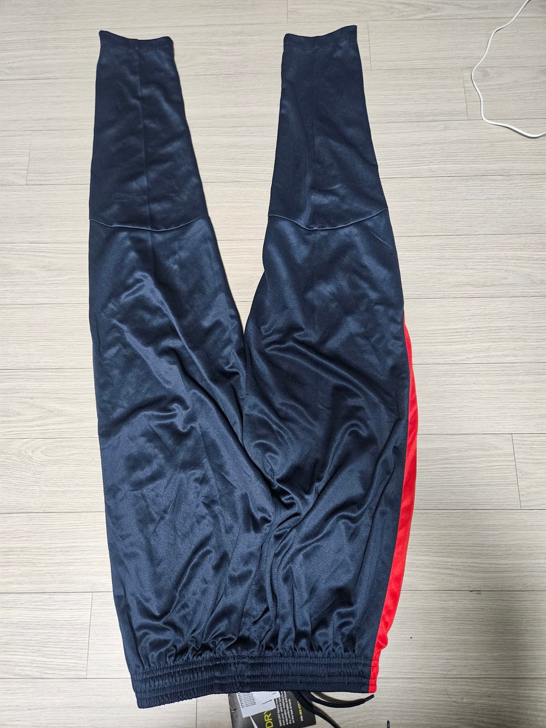 나이키 트레이닝 팬츠 상품이미지2