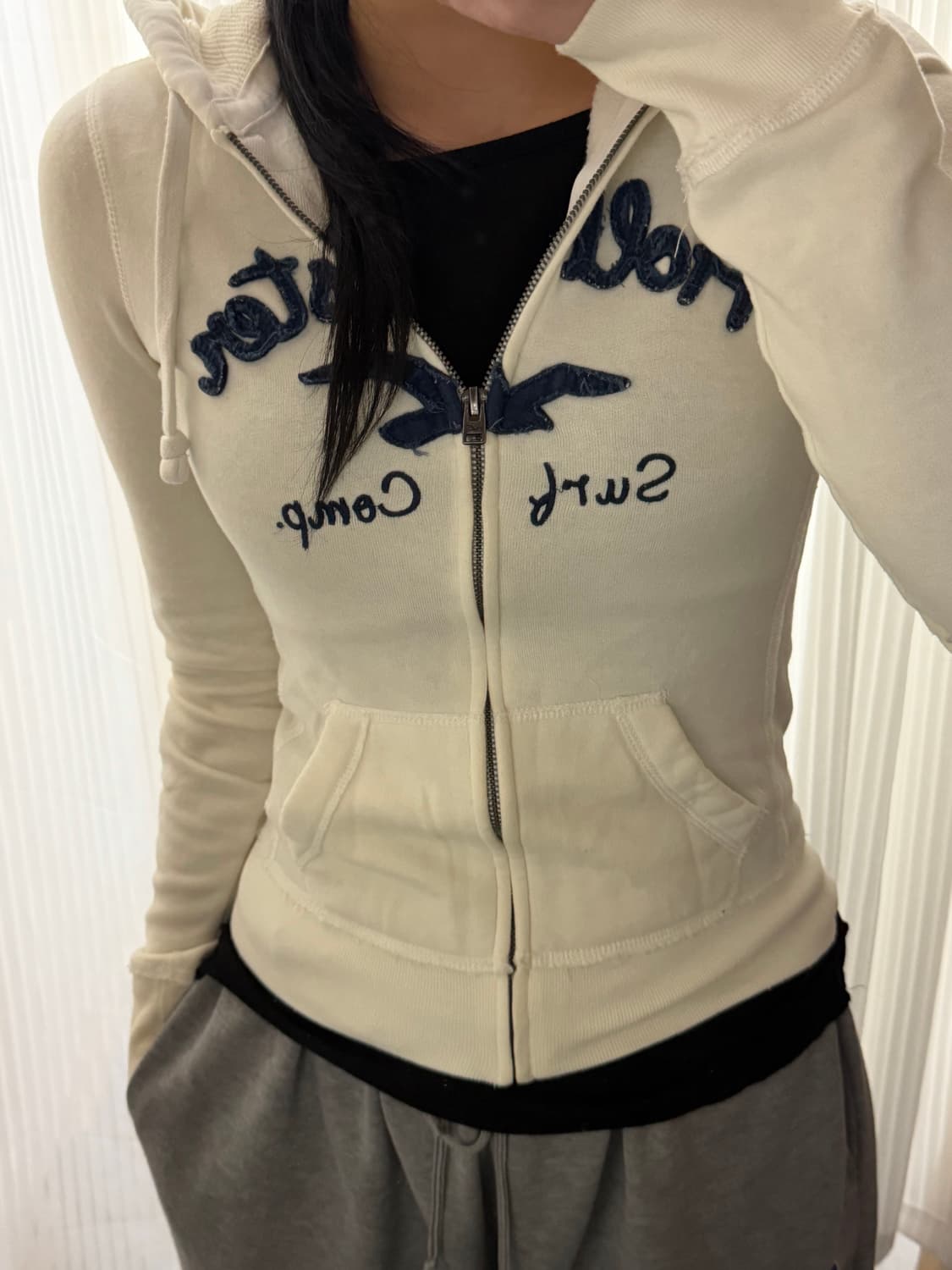 대장템 딱붙핏 홀리스터 화이트 후드집업 xs 상품이미지1