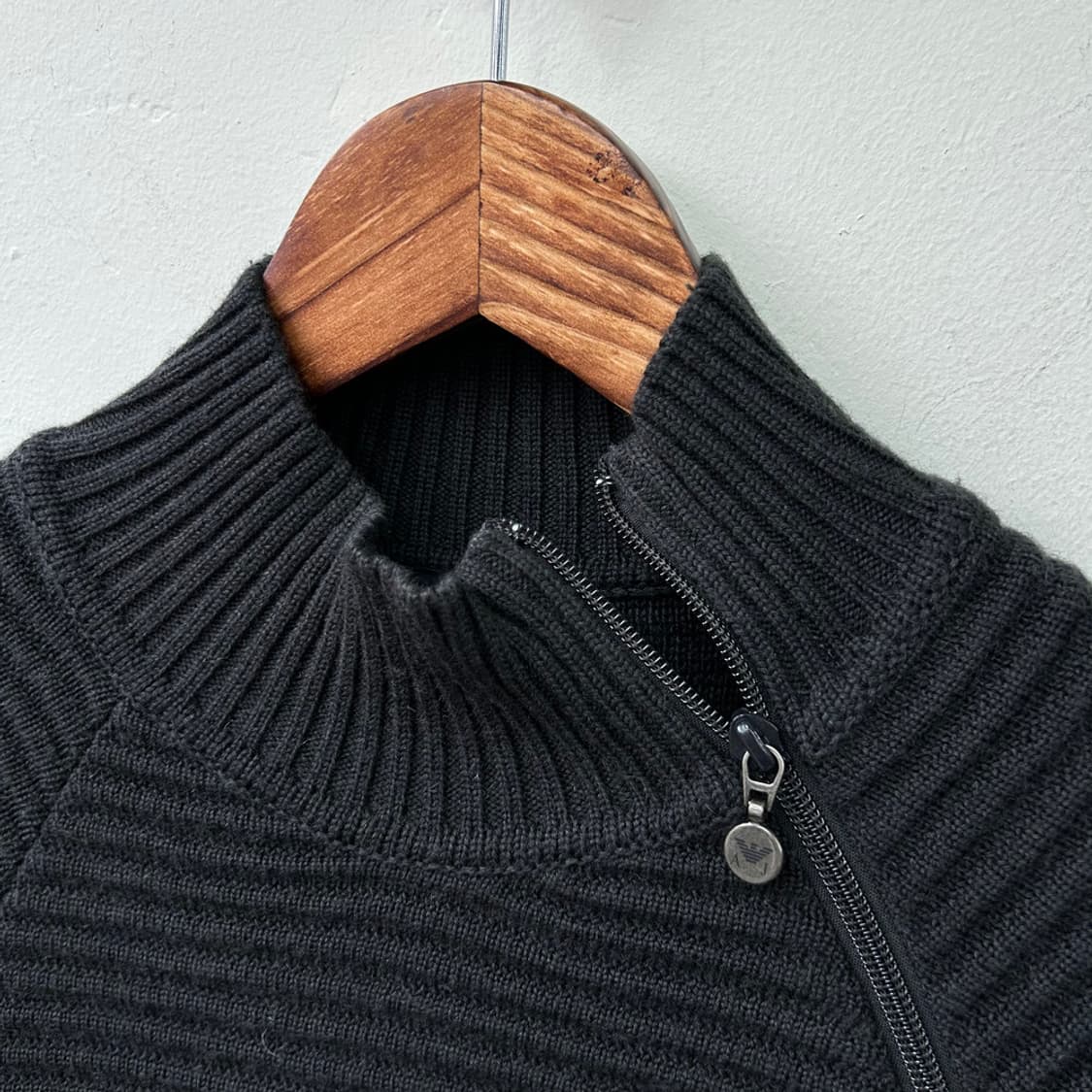 16728 - 아르마니 사선 집업 울 니트 (울 60%) 상품이미지3