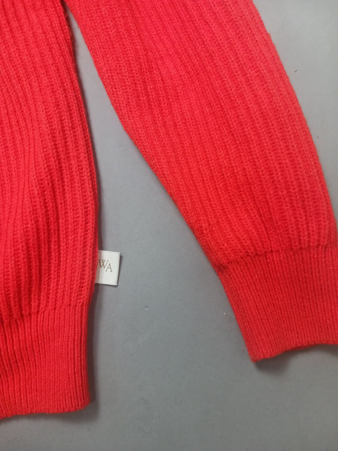 [L] 유니클로 JW앤더슨 립 크루넥 스웨터 오렌지 상품이미지5