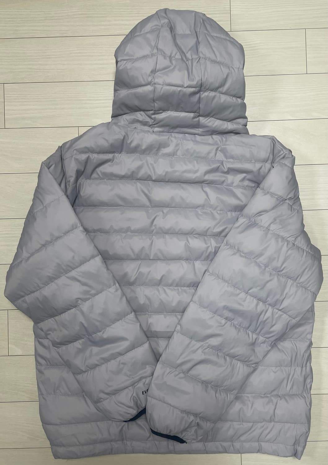 에이카화이트 경량패딩 m 상품이미지2