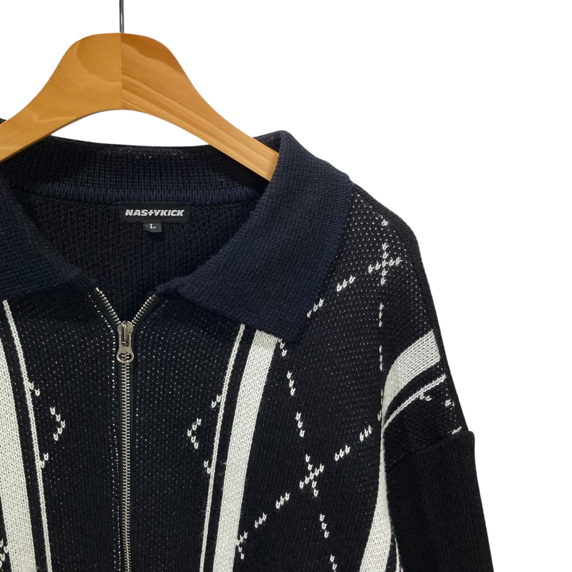 네스티킥 블랙 패턴 니트 집업 상품이미지3