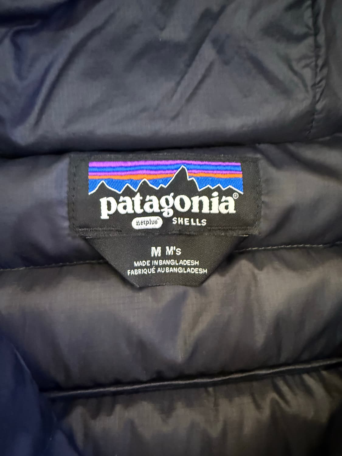 파타고니아 경량패딩 카키 M사이즈 상품이미지3