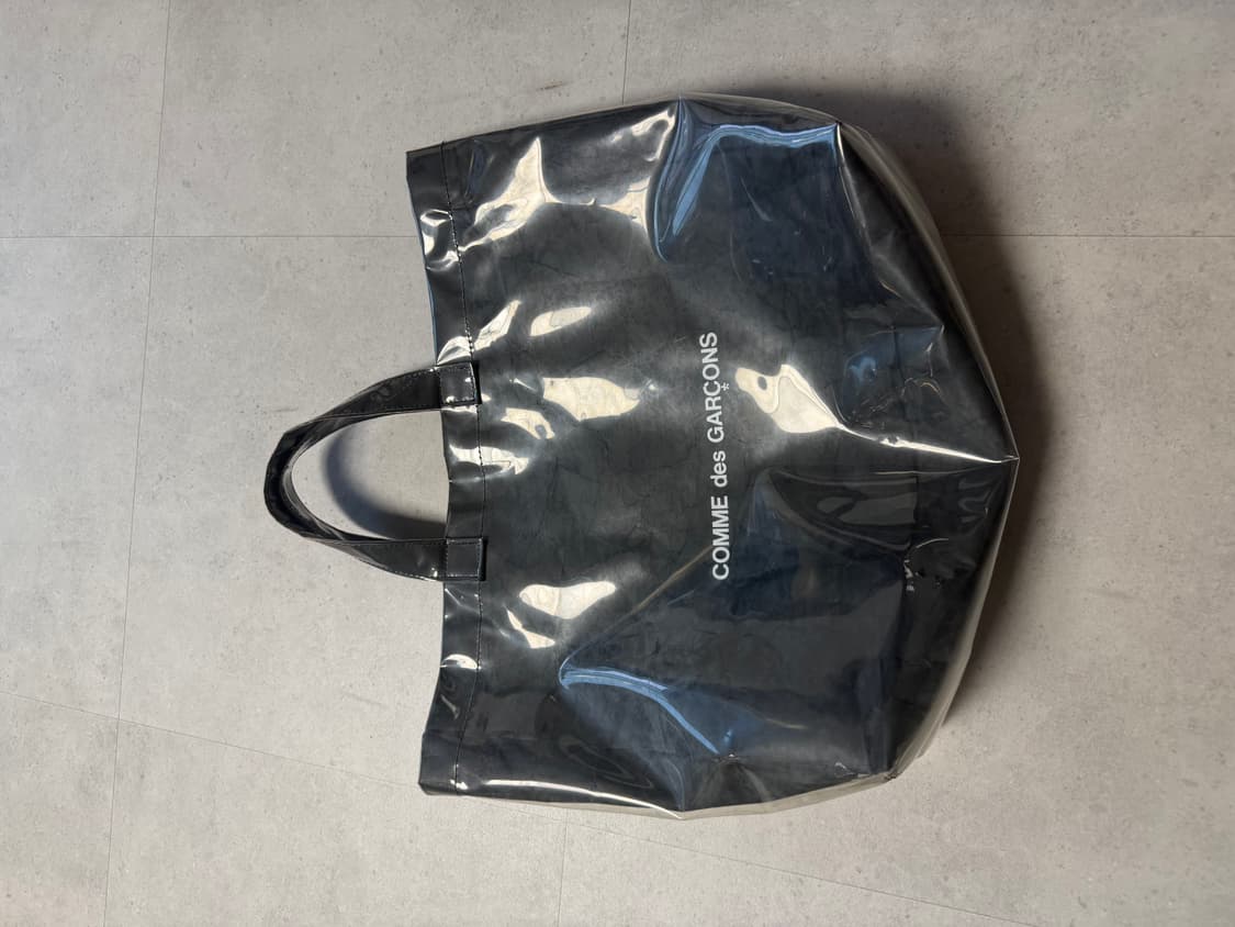 꼼데가르송 블랙마켓 pvc 토트백 상품이미지1