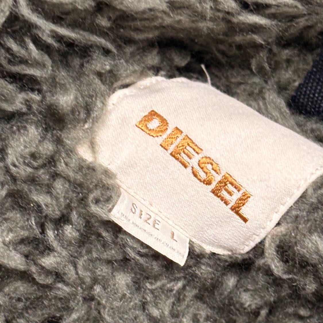 디젤 아카이브 한정 퍼 포인트 카라 재규어 지퍼 포인트 패딩 자켓 상품이미지4