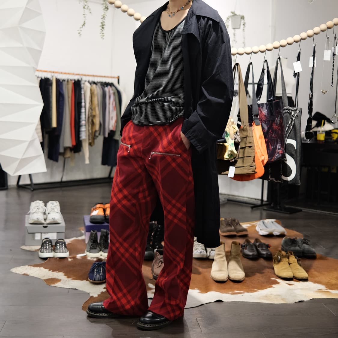 버버리 23aw 체크 울 오버사이즈 팬츠 상품이미지4