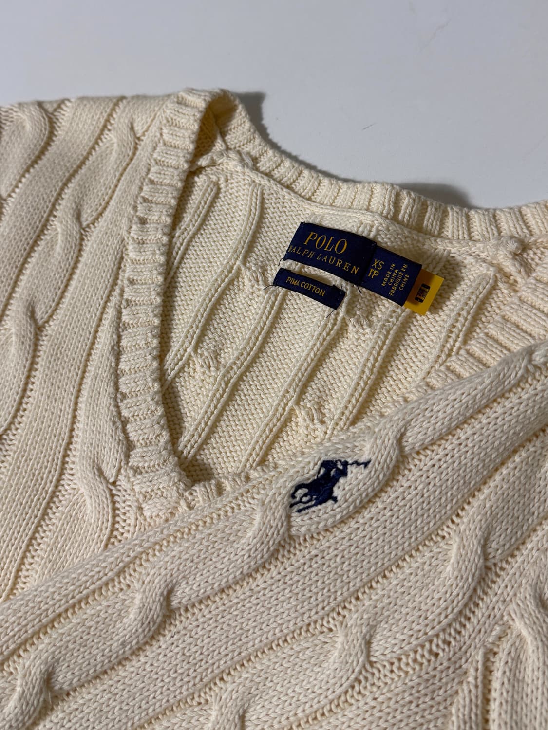 폴로 랄프로렌 신형 QR라벨 아이보리 V넥 케이블 니트 상품이미지4