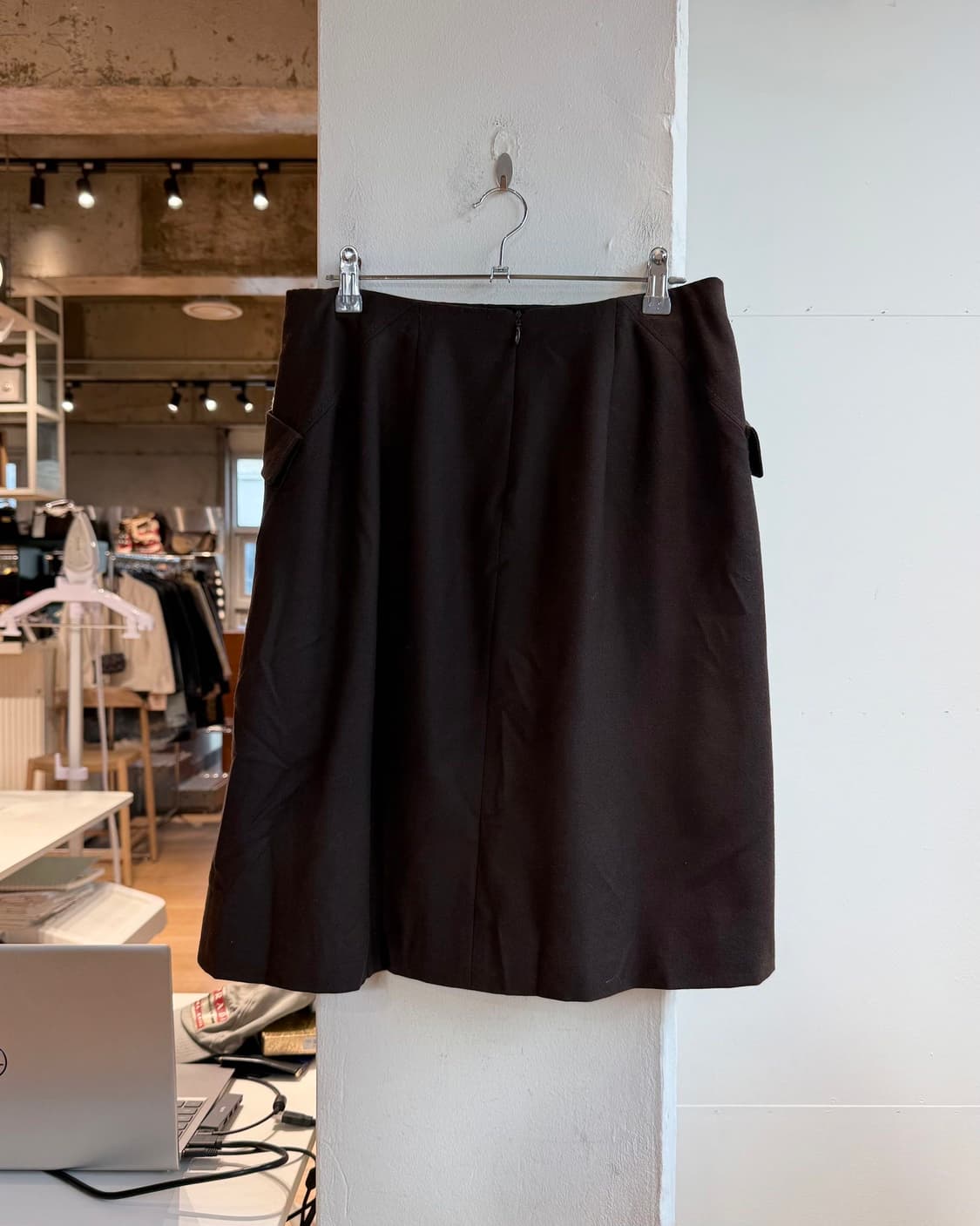 발렌티노 브라운 포켓 프릴 미디스커트  상품이미지5