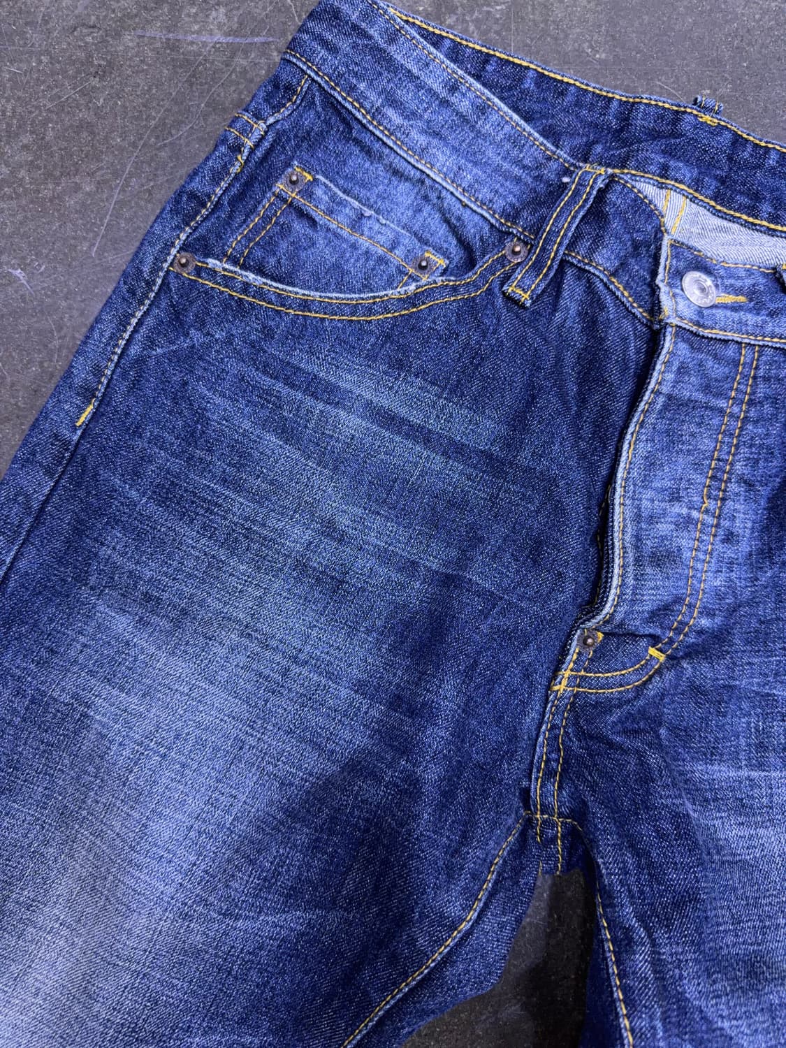 디스퀘어드2 슬림핏 블루 디스트로이드 빈티지 데님팬츠 46 상품이미지4