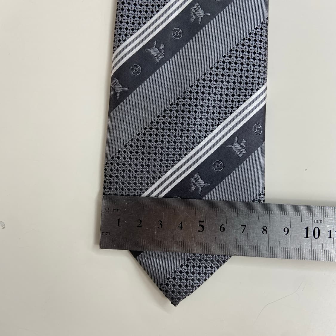 포켓몬 피카츄 넥타이 7.7cm 상품이미지8