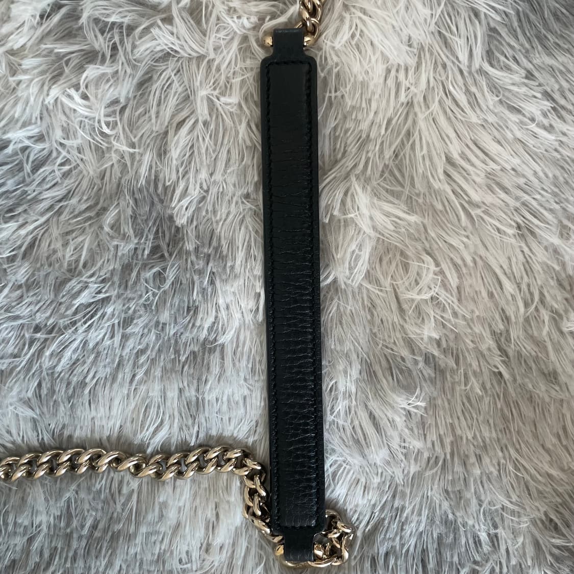 [정품] 구찌 인터로킹 체인 크로스백 상품이미지8