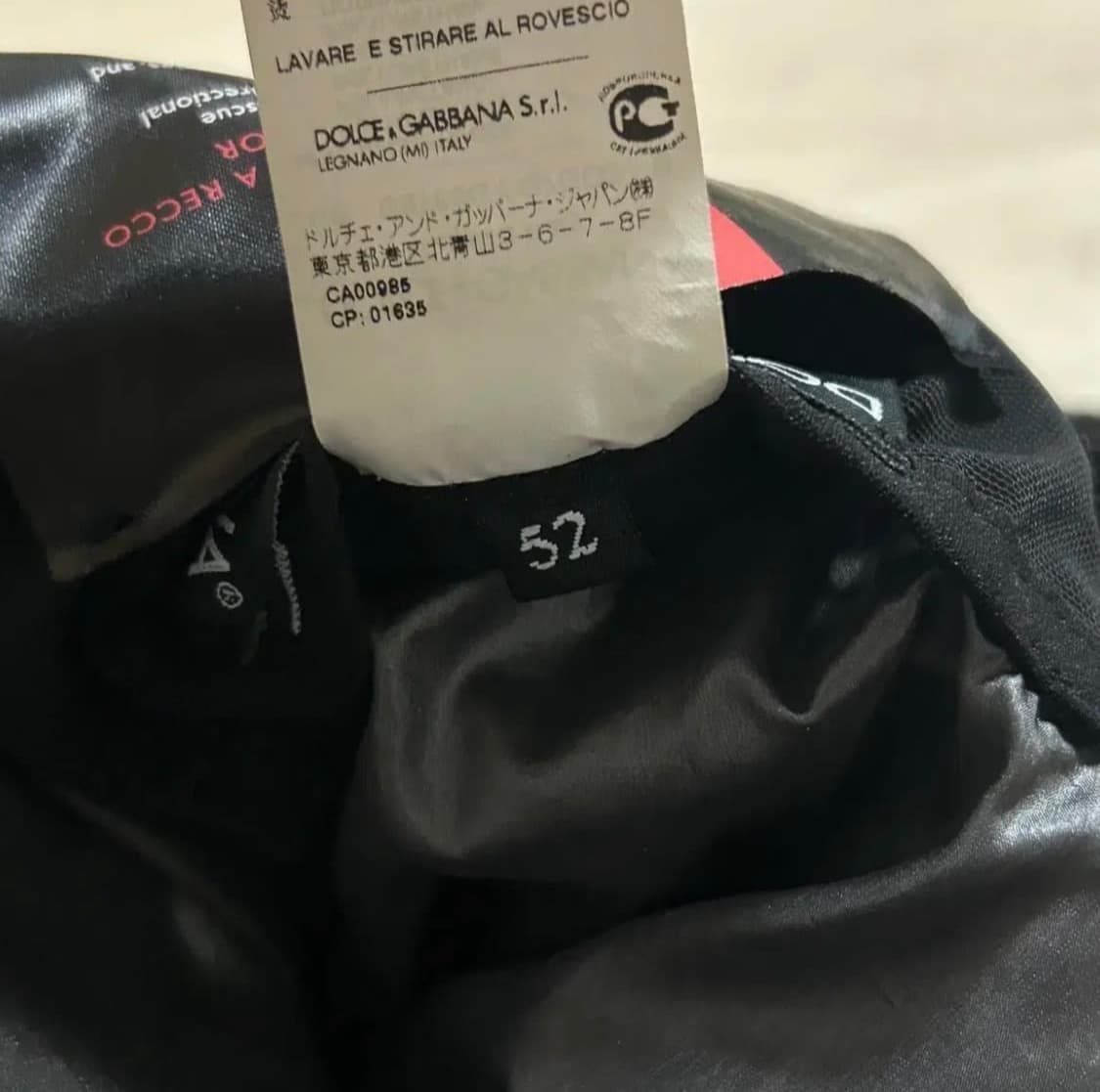 돌체앤가바나 스퀘어 퀼팅 메탈로고 패딩 (52) 상품이미지3