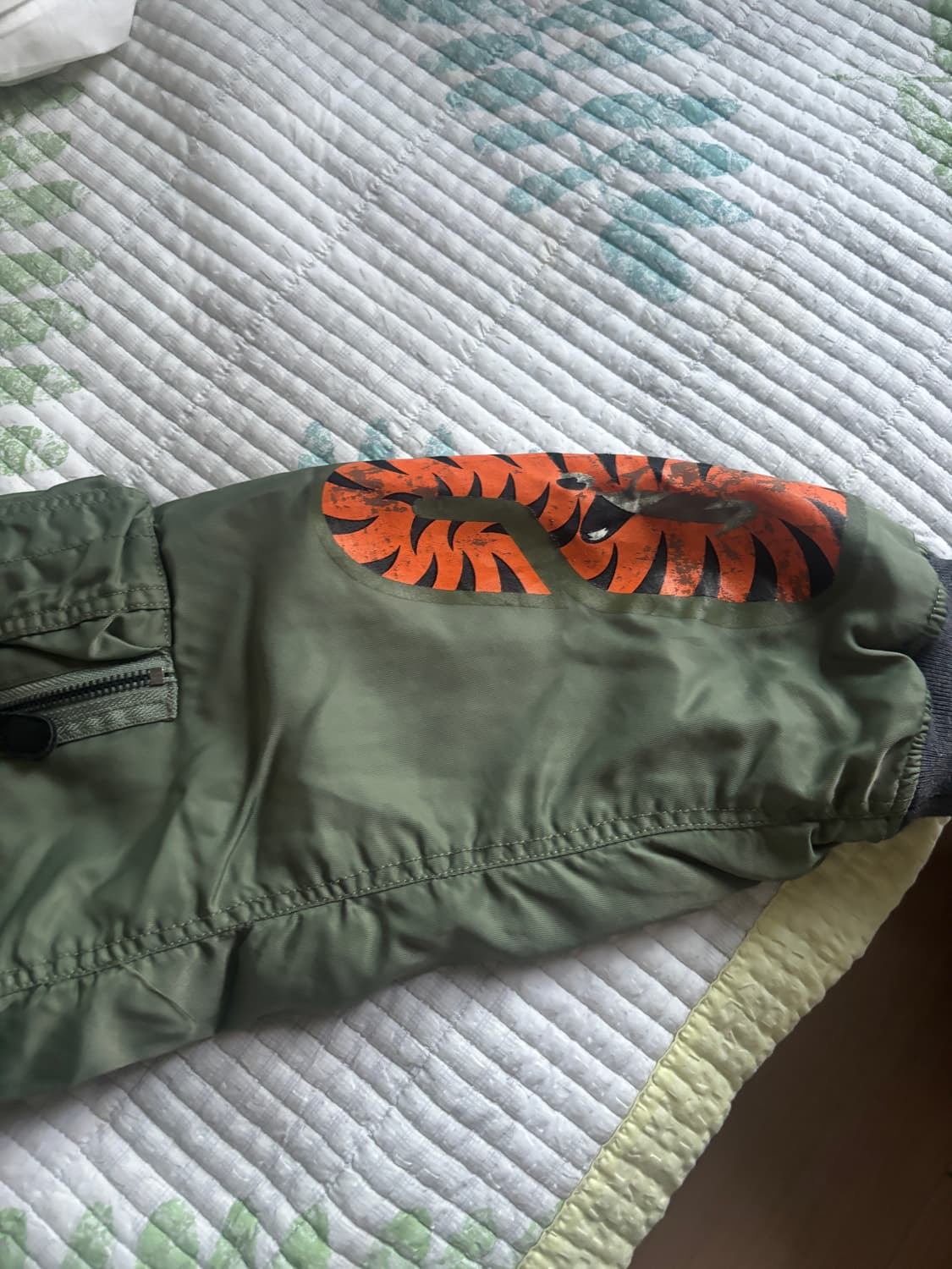 베이프 봄버자켓  상품이미지2