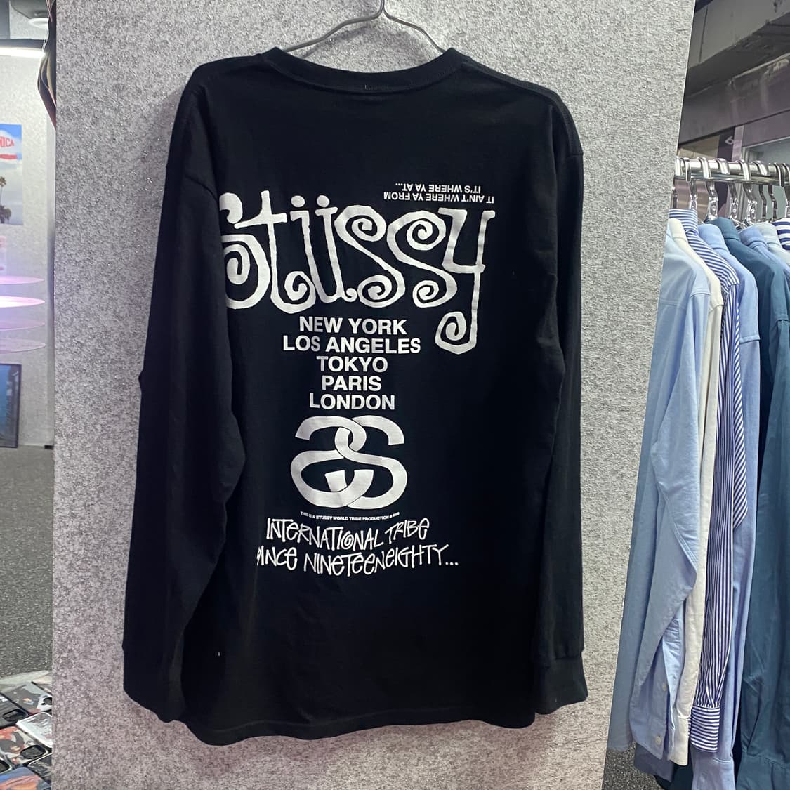 스투시 빅로고 월드투어 롱슬리브 B3181 상품이미지4