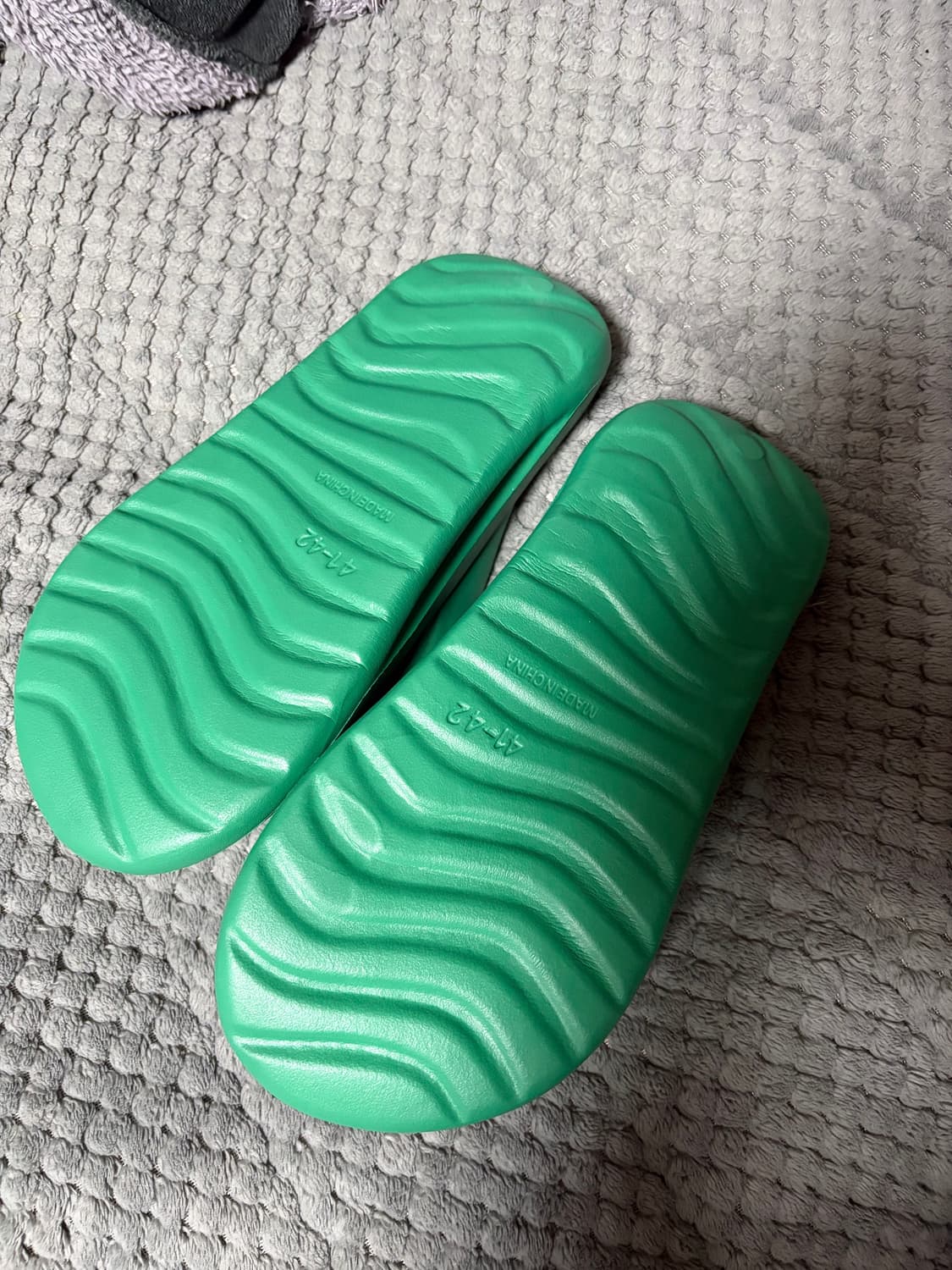 새상품 CNN 어패럴 쪼리 상품이미지2