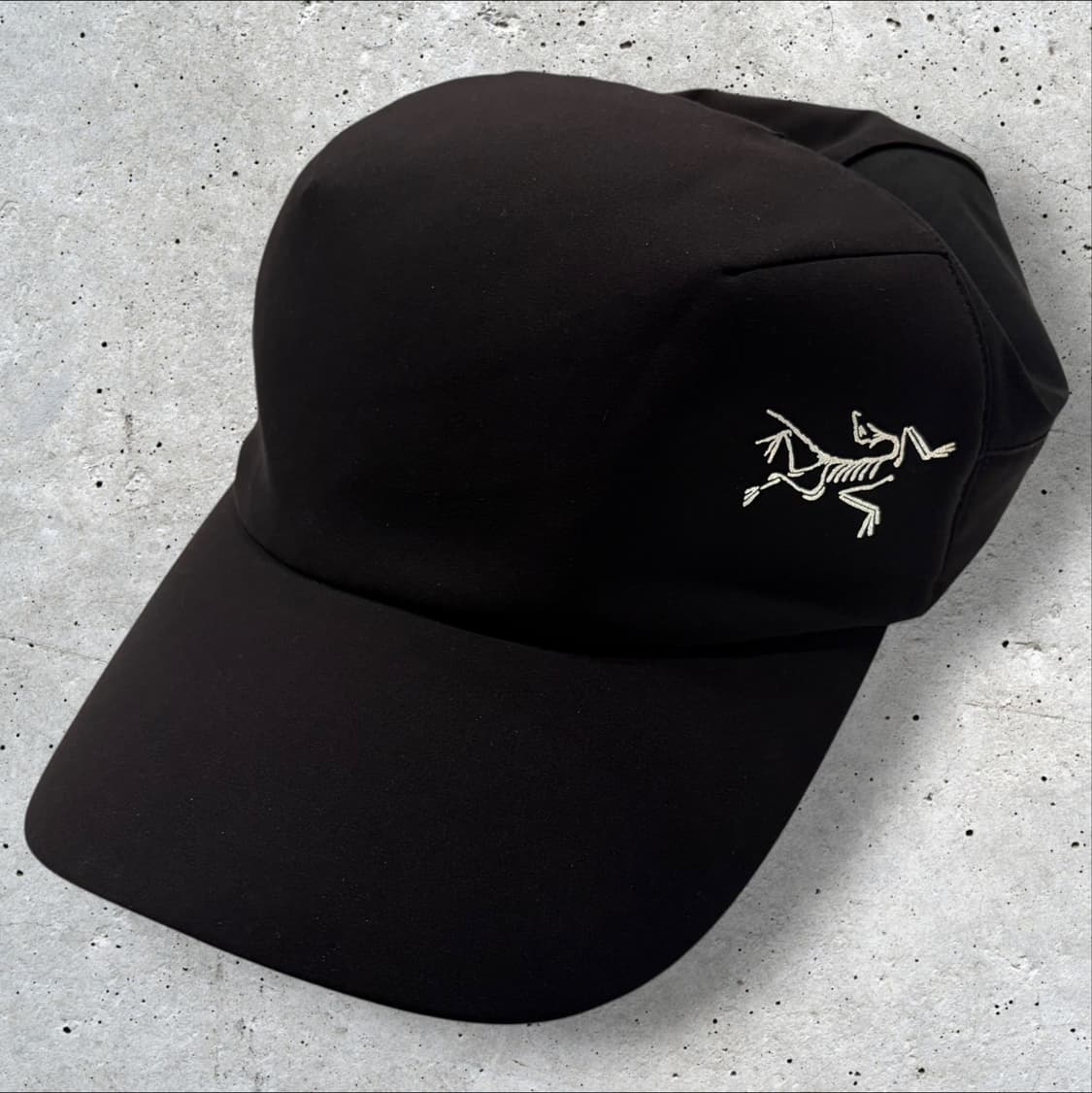 [S-M] 아크테릭스 칼버스 블랙 볼캡 상품이미지1