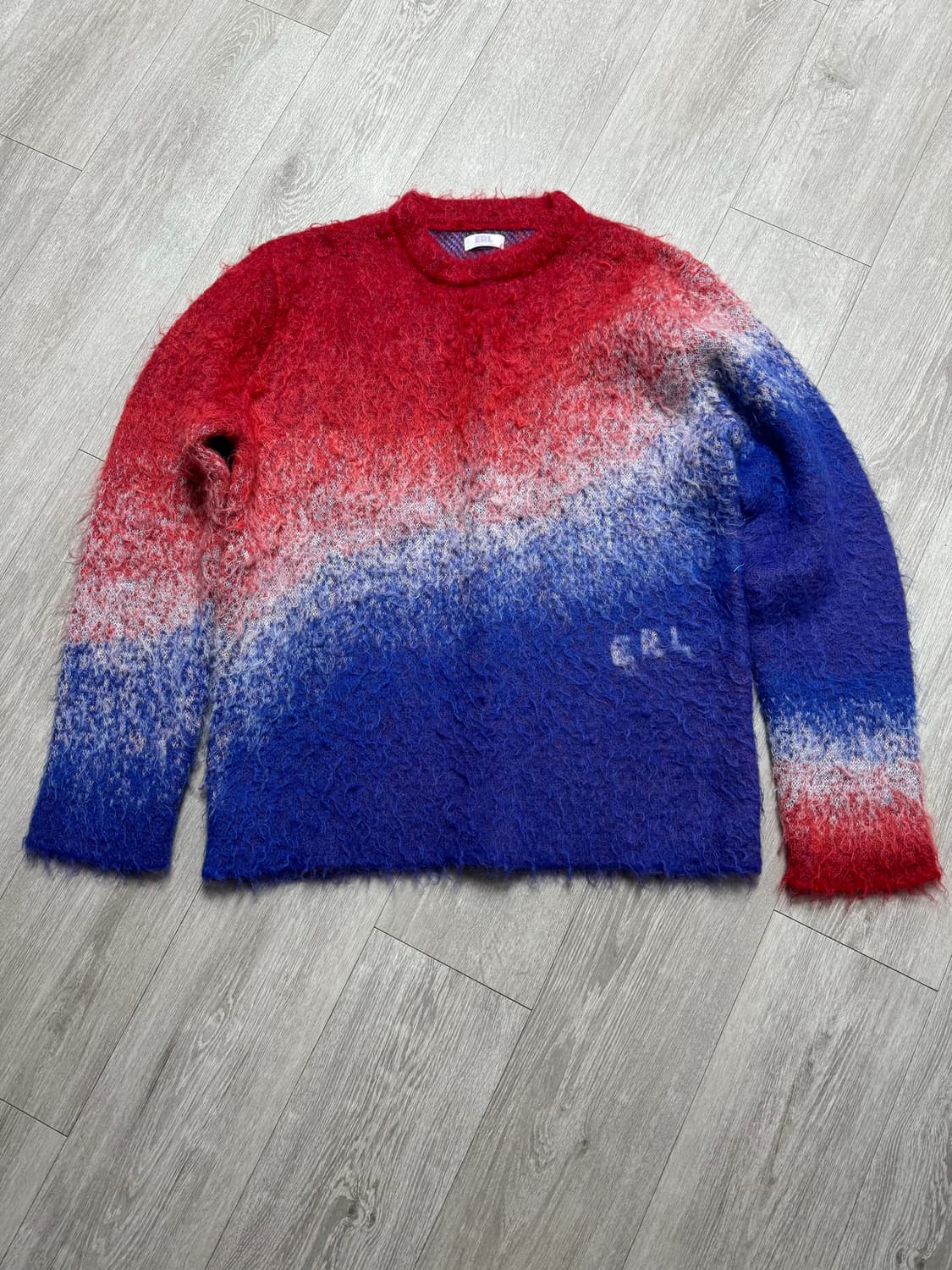 ERL 그라디언트 니트 red and blue  상품이미지2