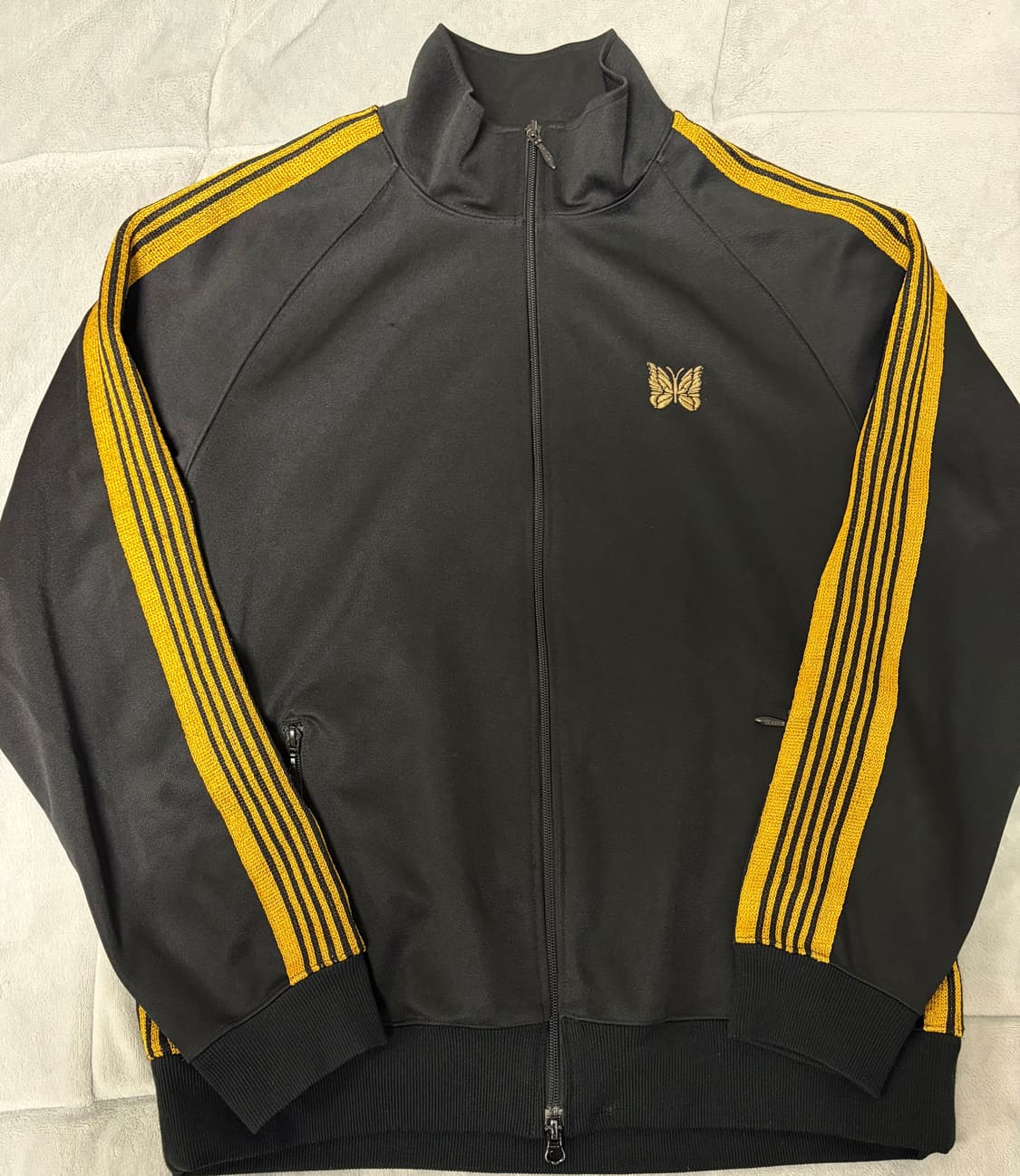 니들스 x BEAMS 폴리스무스 트랙자켓 블랙 상품이미지1