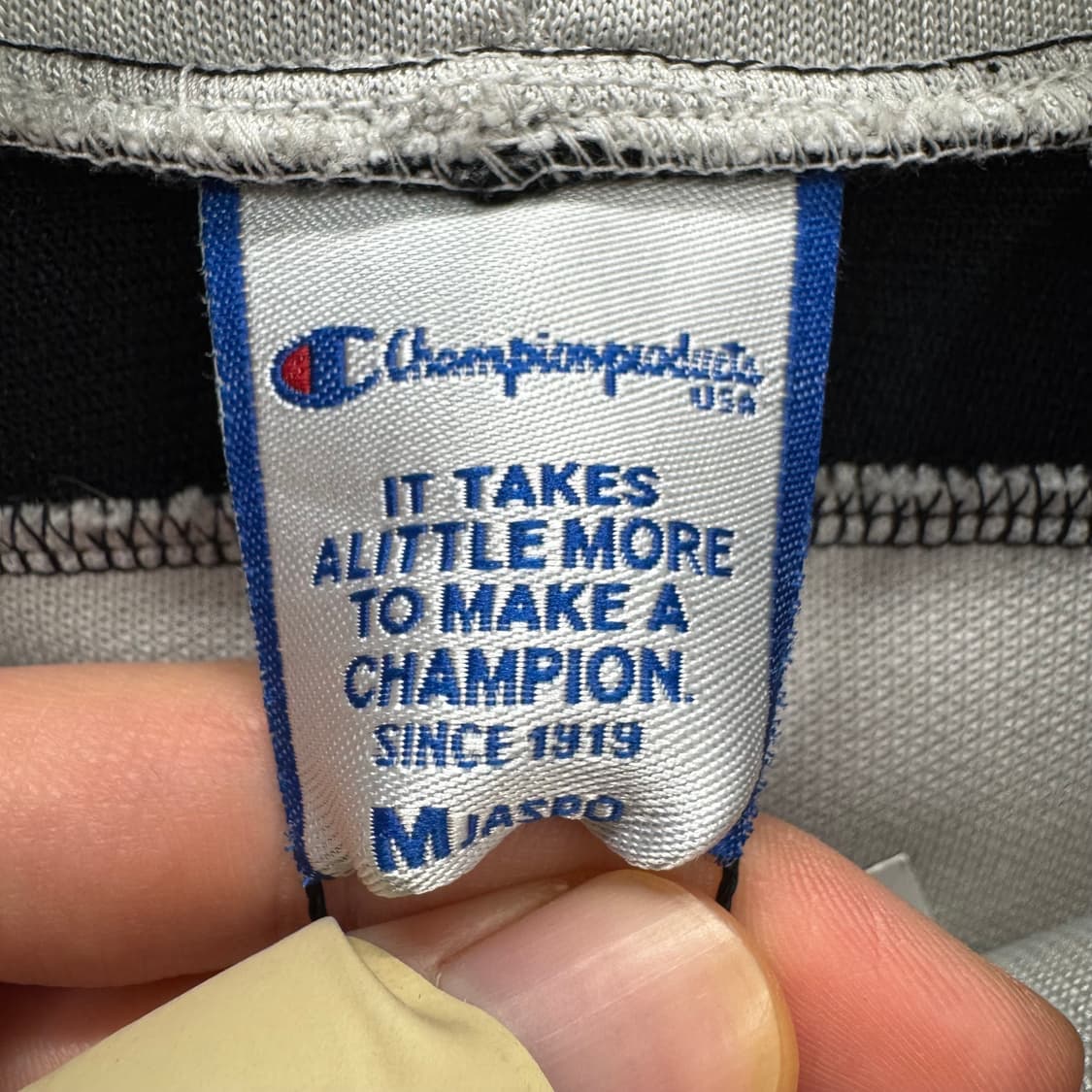 챔피온 어센틱 후드 집업 레터링 포인트 화이트 블랙 배색 상품이미지8