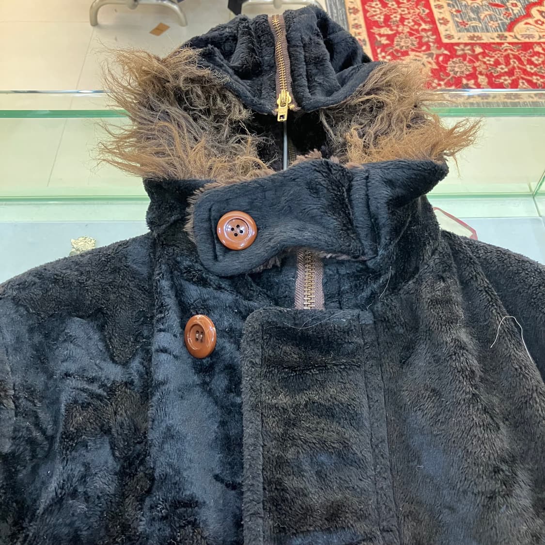 아날로그 라이팅 블랙 퍼 후드집업 상품이미지5