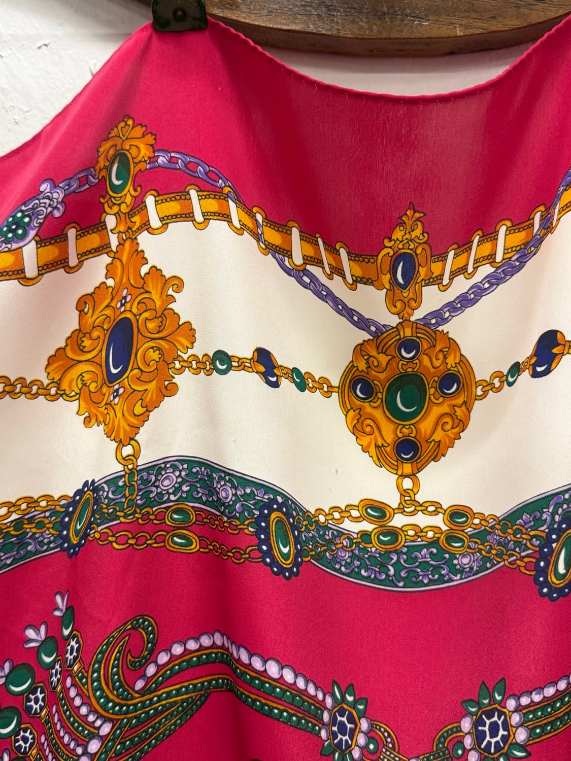 PARIS Hermès Silk Scarf 상품이미지8