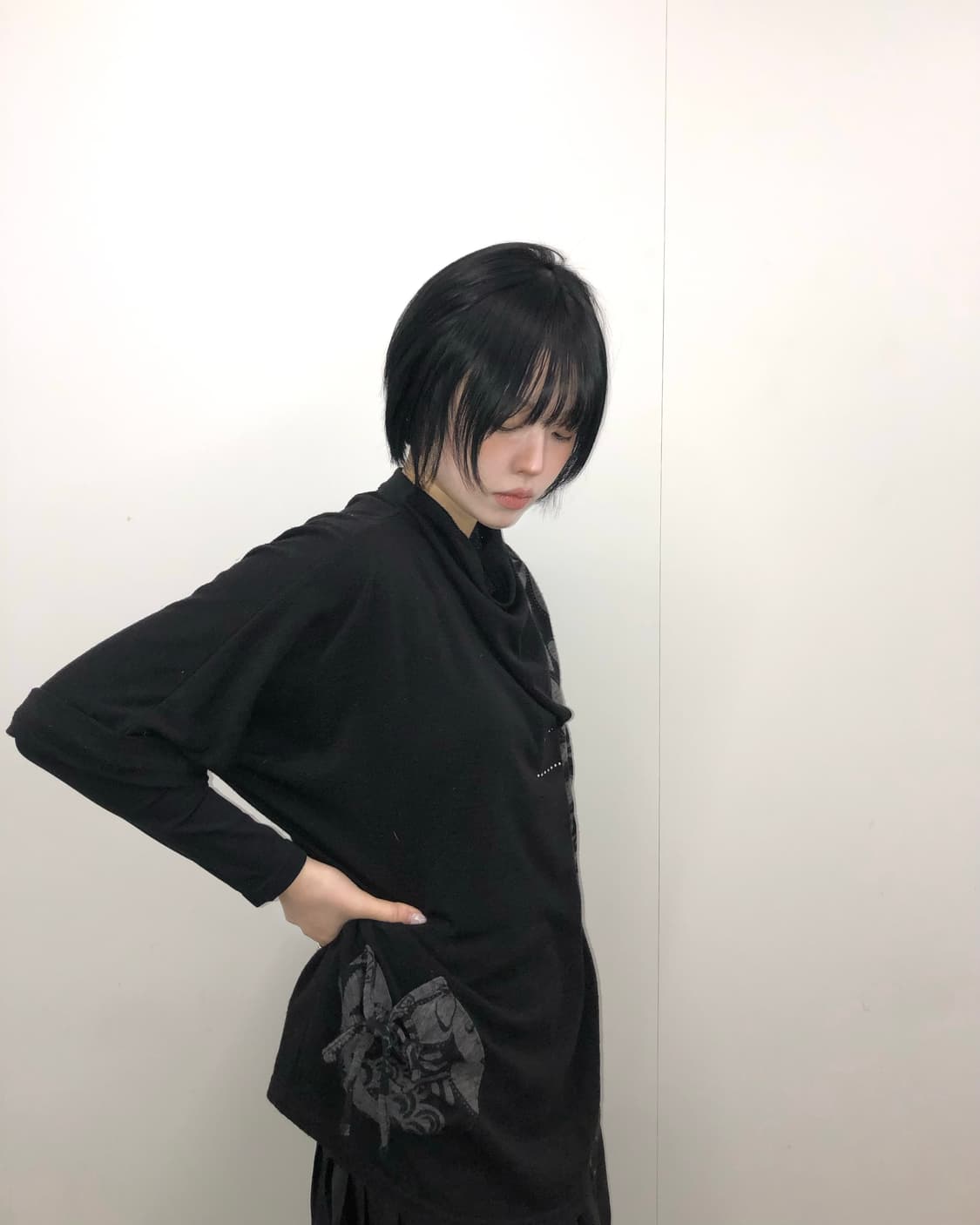 블랙 플라워 오버핏 반팔 상품이미지3