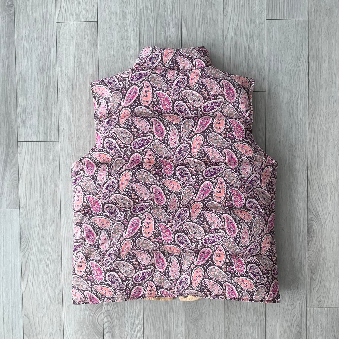 빔즈보이 리버시블 페이즐리 다운 베스트 상품이미지6