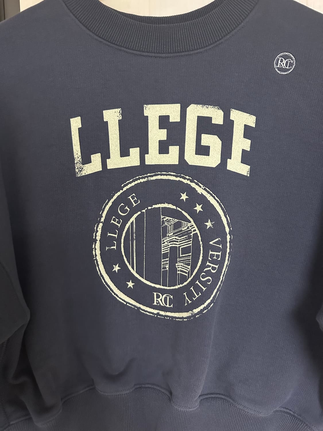 렉토 LLEGE 로고 스웻셔츠 크롭 차콜 상품이미지4