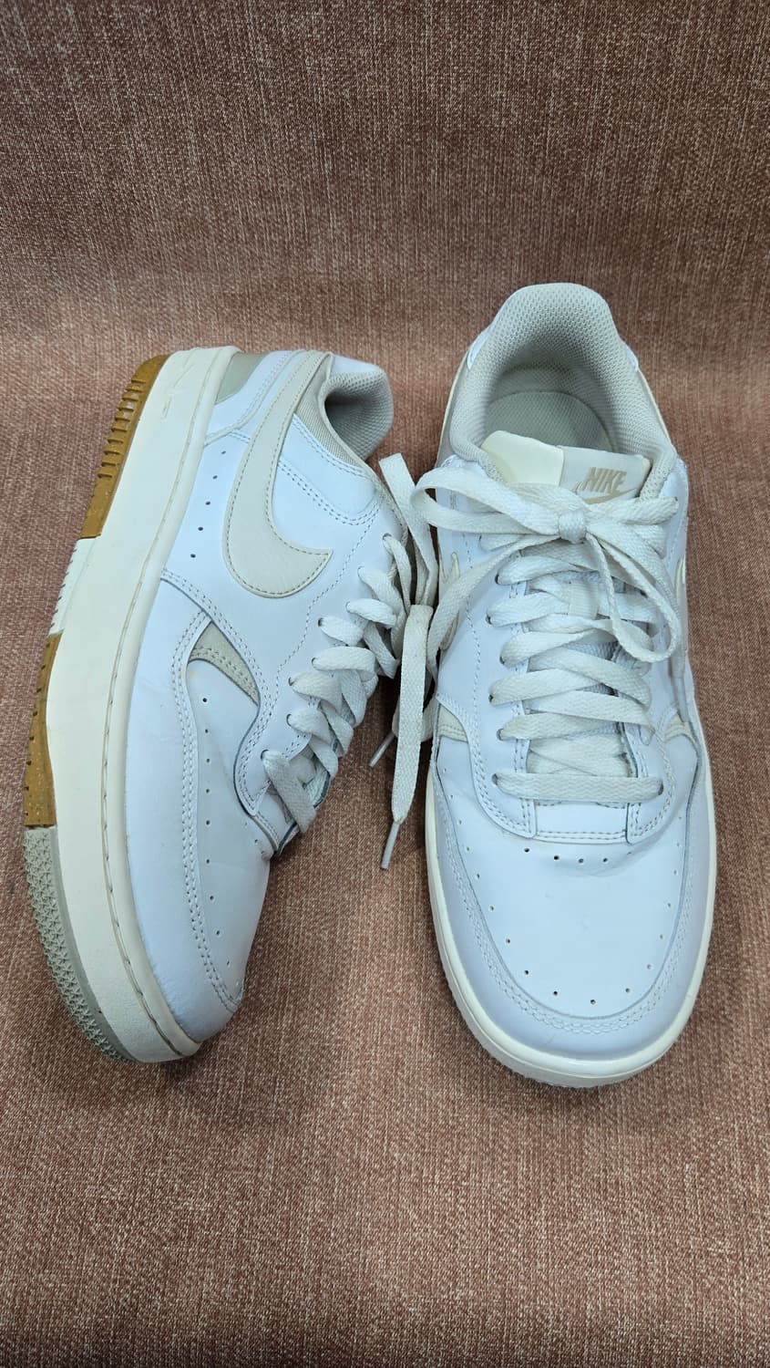 나이키 270mm- 레더 감마 포스 스니커즈 화이트 샌드 드리프트 상품이미지1