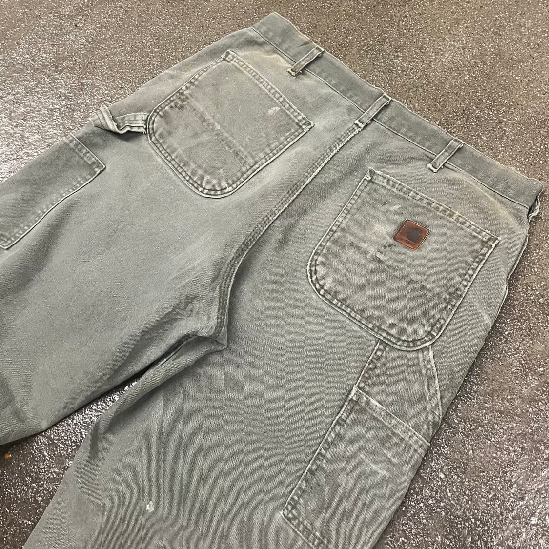 Carhartt B11 데미지 카펜터 (34“) 상품이미지4