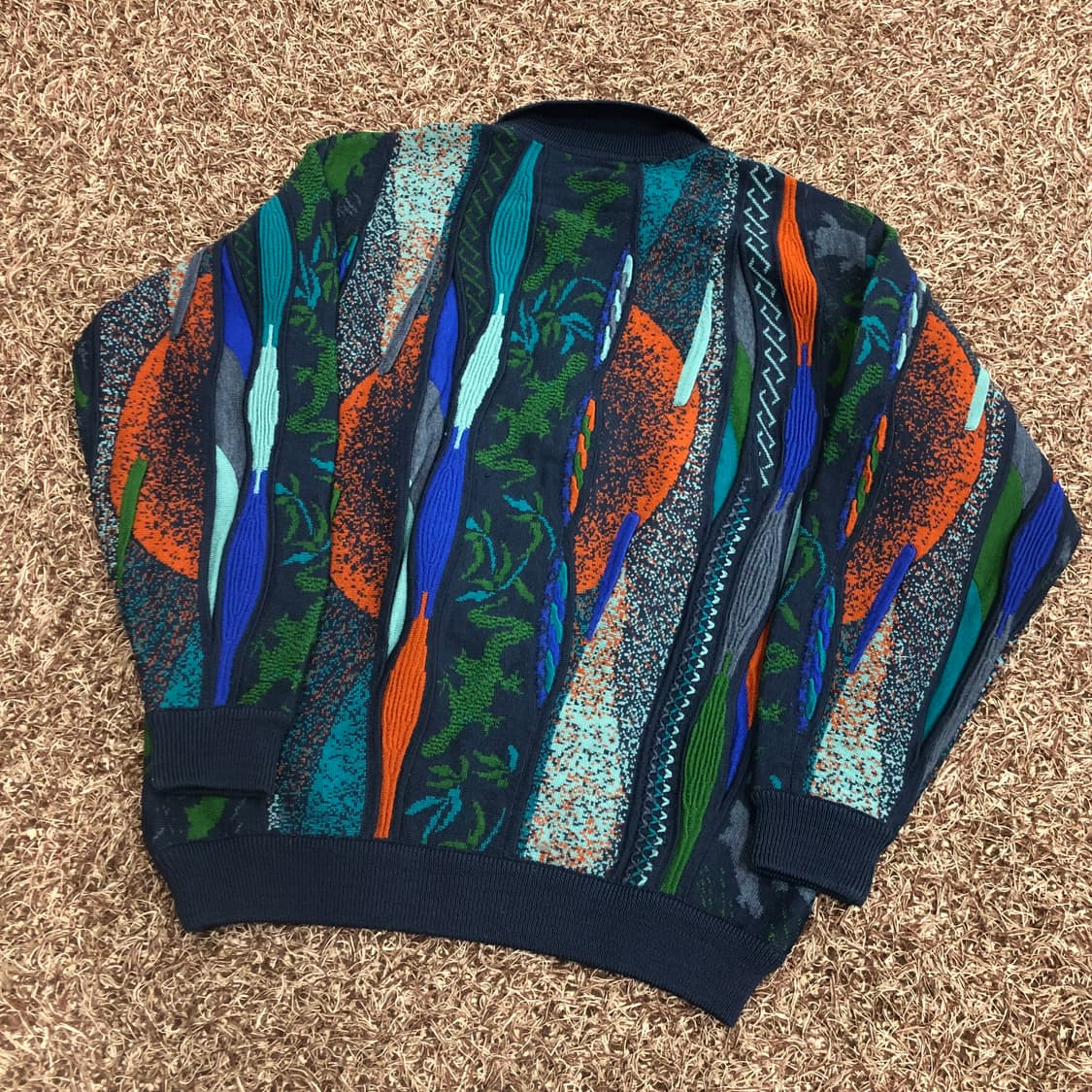 Geocu 게오쿠 멀티컬러 케이블 패턴 카라 니트 상품이미지4