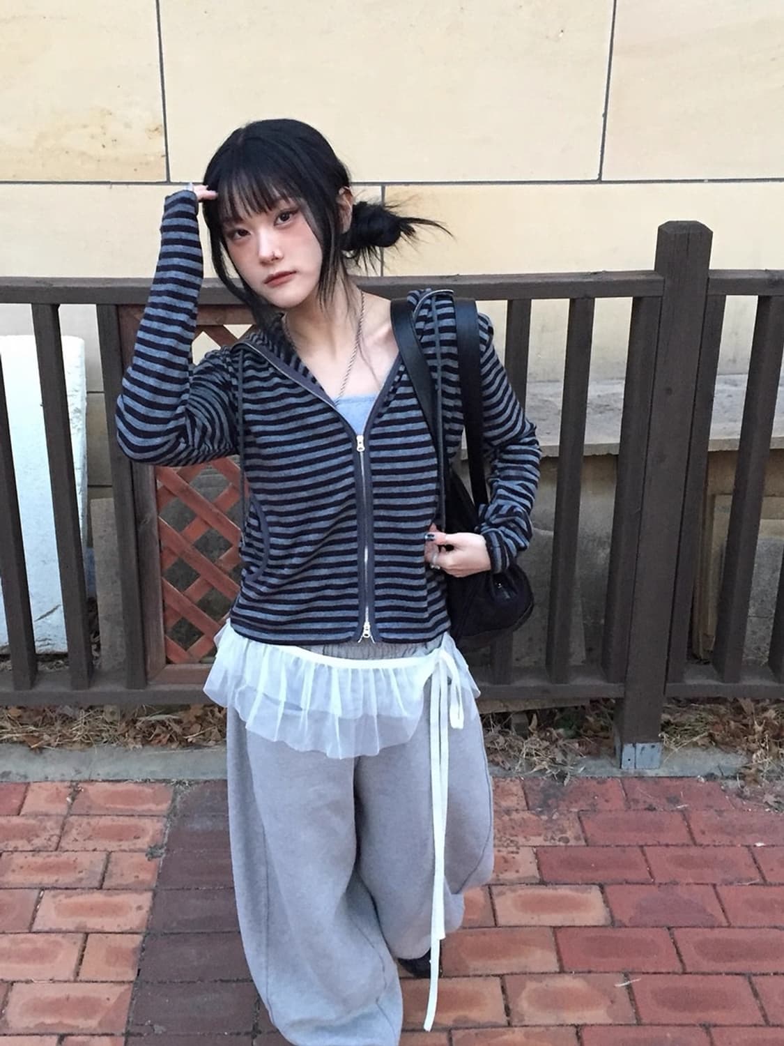 투웨이 스트라이프 후드 집업 상품이미지3