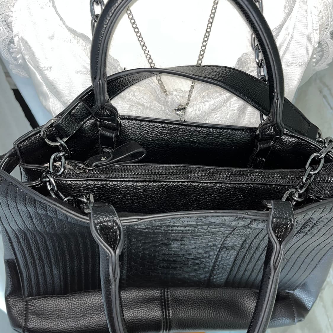 가죽 체인 숄더백 상품이미지3