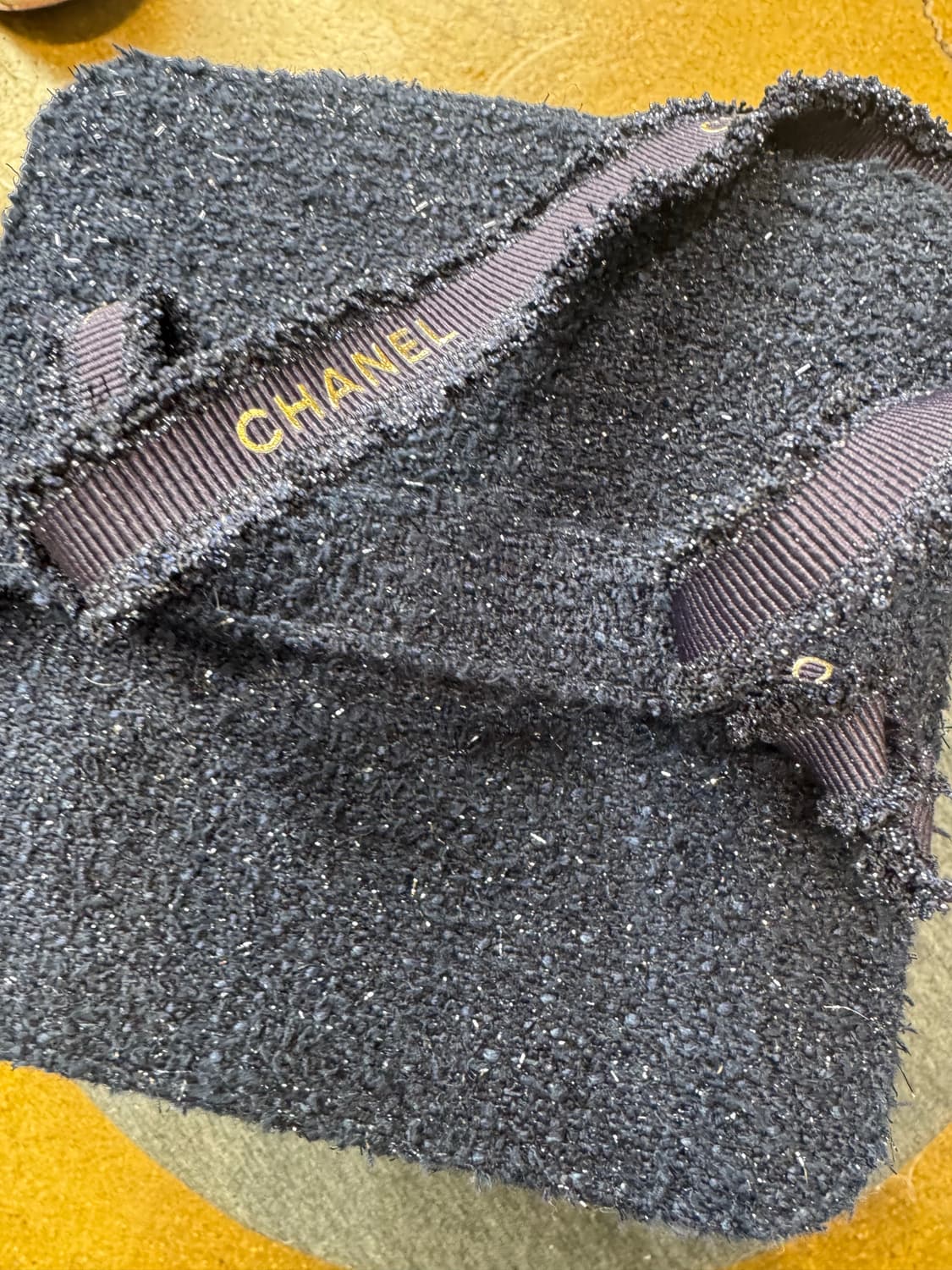 샤넬 트위드 탑 핸들 플랩백 네이비 상품이미지3