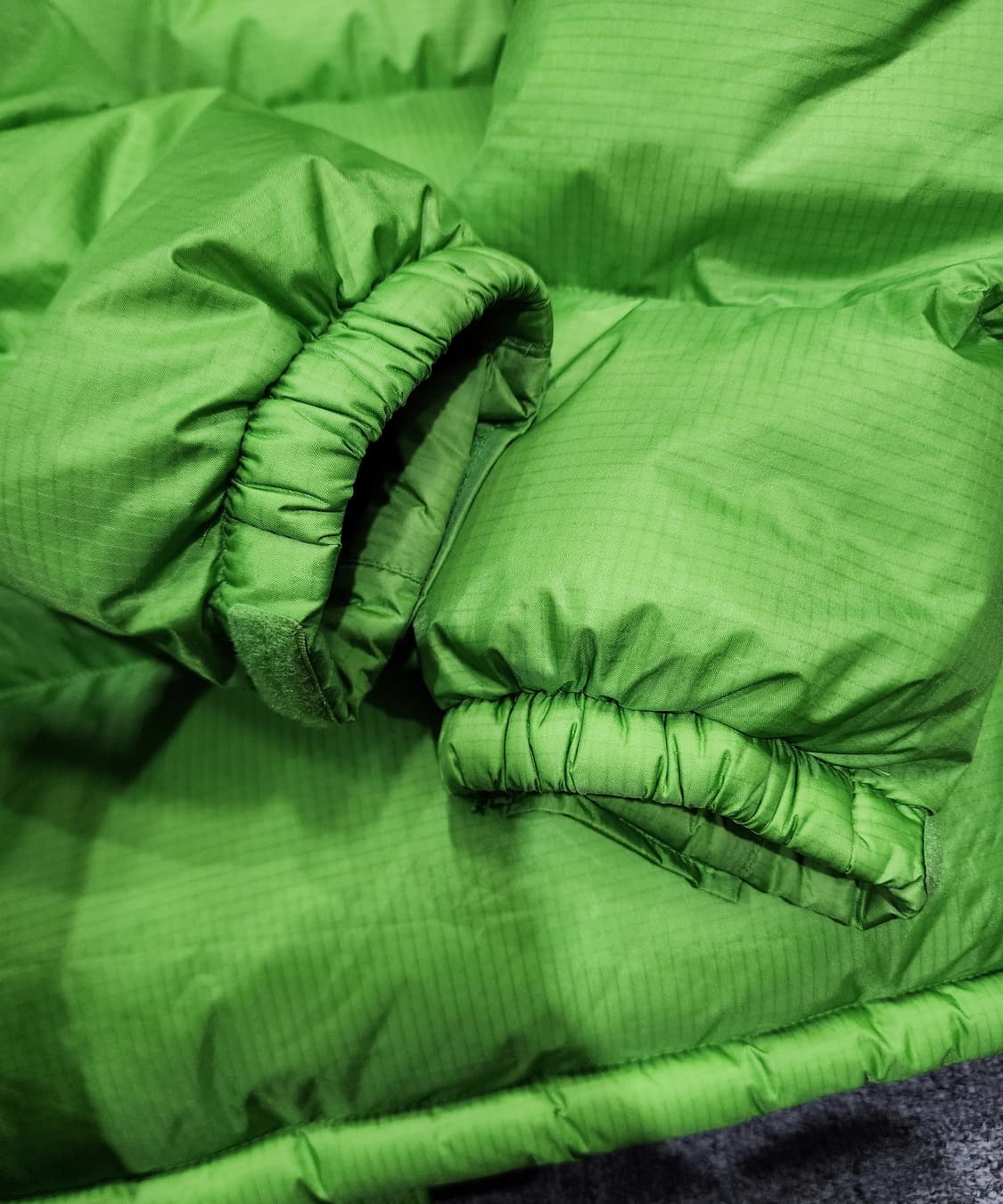 노스페이스 써밋 윈드스토퍼 700 고프코어 구스 패딩 여성 95,XL 상품이미지8