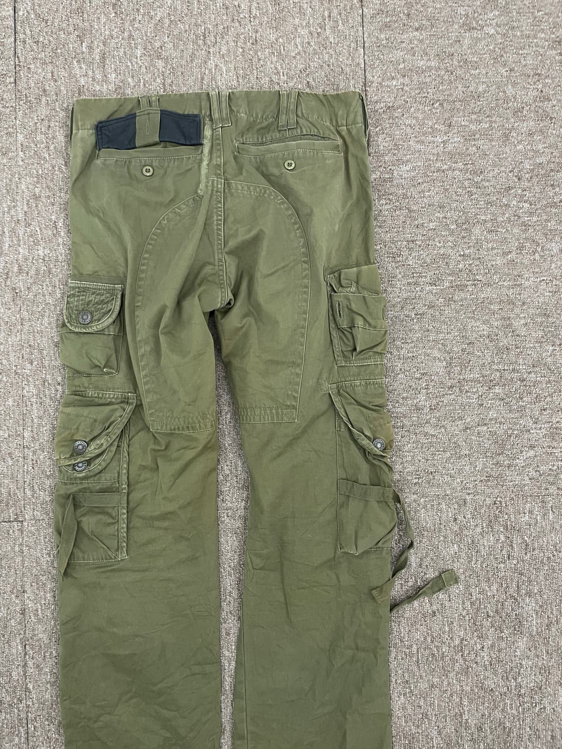 Green multi Pocket Cargo Pants 상품이미지4
