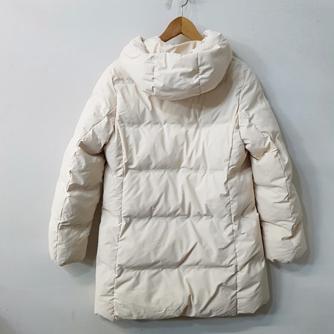 유니클로 심리스 다운 롱패딩 아이보리 상품이미지4